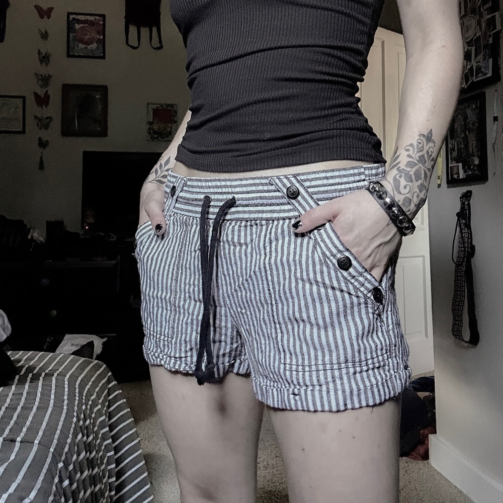 FREE with bundle Striped beach shorts